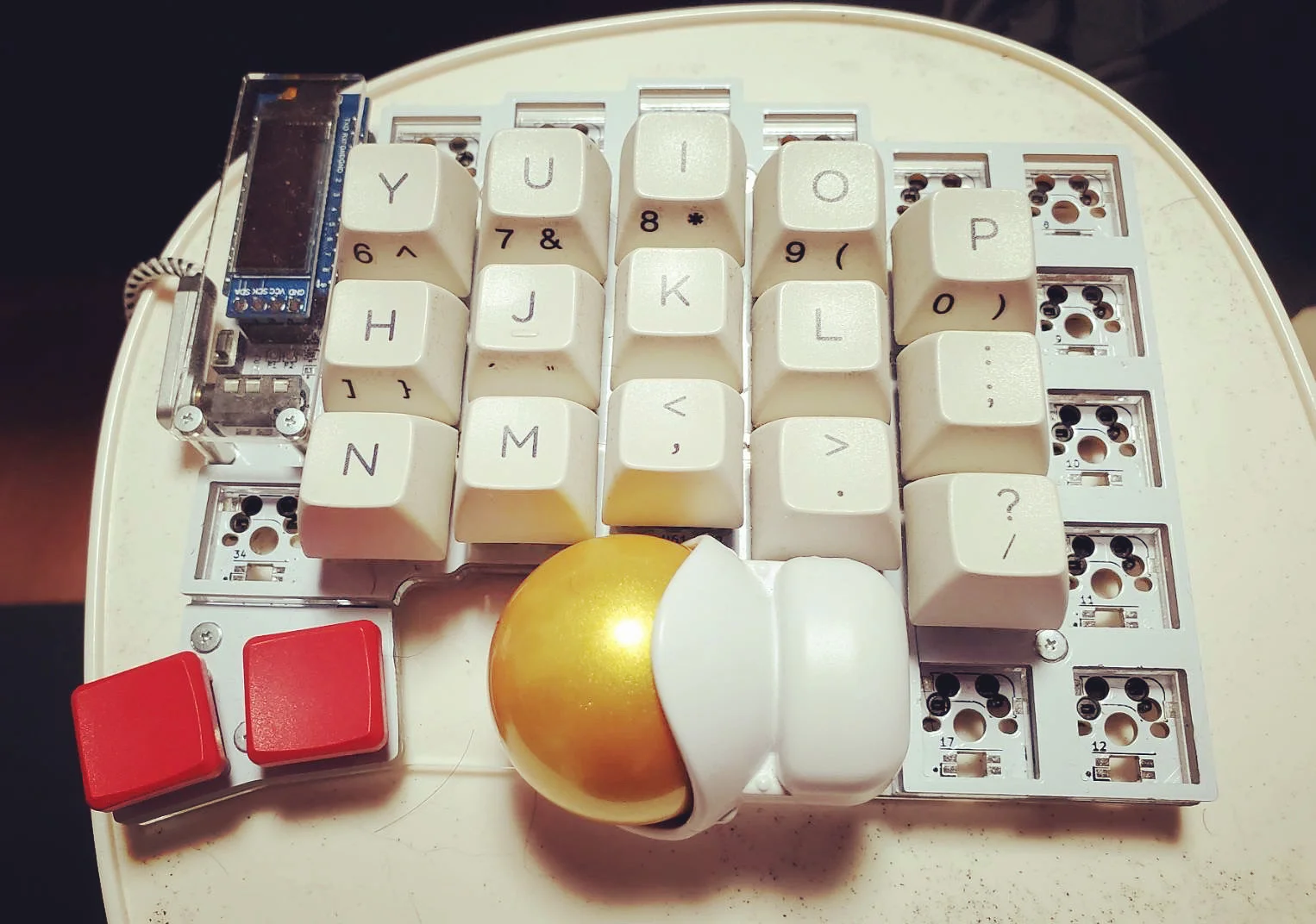 チャタリングに悩まされた話