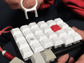 3Dプリンターで出したキーキャップ外し