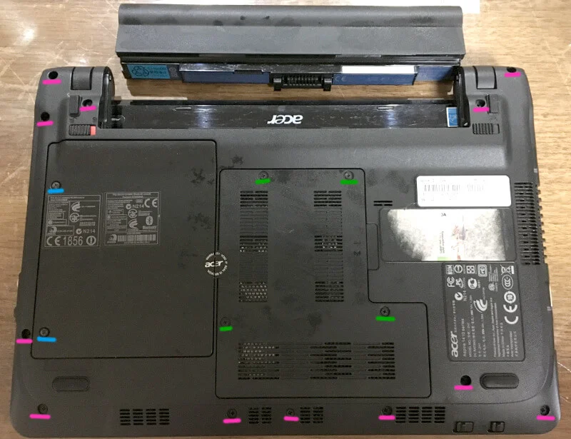 【acer】Aspire1410底面のネジ図