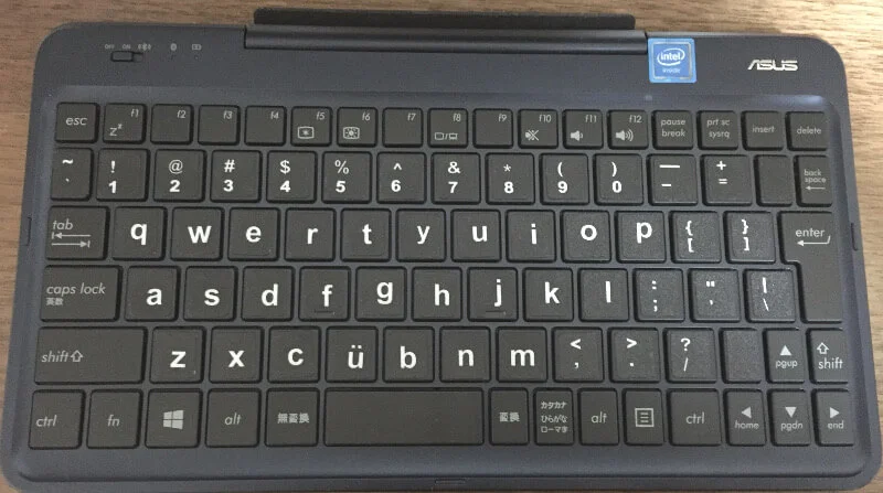 キーボード付きタブレットPC（ASUS TransBook t90chi）のキーボード