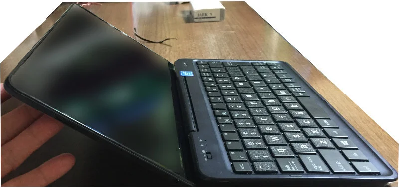 キーボード付きタブレットPC（ASUS t90chi）が限界まで広がるようになった