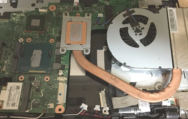 Dynabook T653のグリスを塗り直す