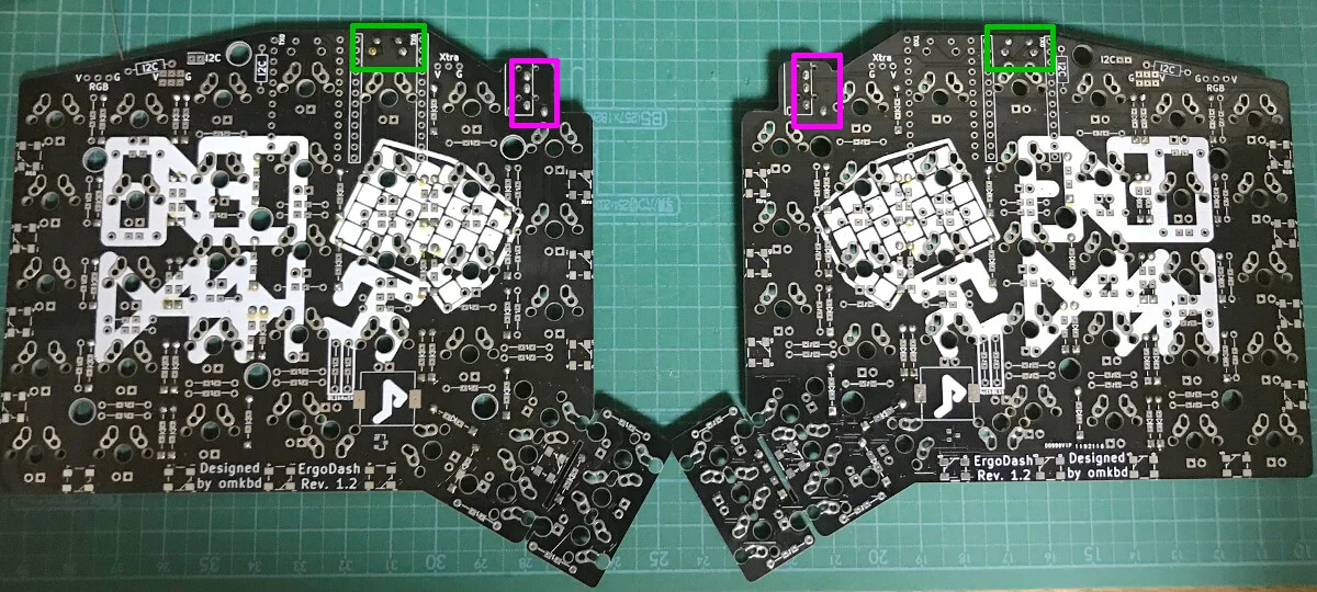 Ergodashの組み立てでTRRSジャックとリセットスイッチを載せてテープで止める