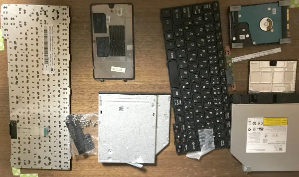 Fujitsu LIFEBOOK「A574/H」のキーボードなど