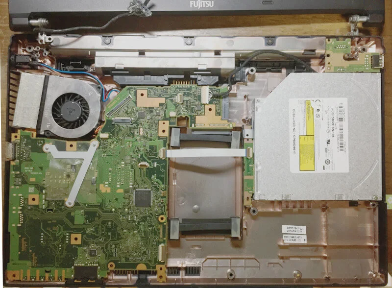 Fujitsu LIFEBOOK「A574/H」の中身の全体図