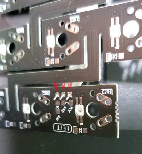 自作キーボード「Charybdis Nano」の組み立て手順〜トップコネクター