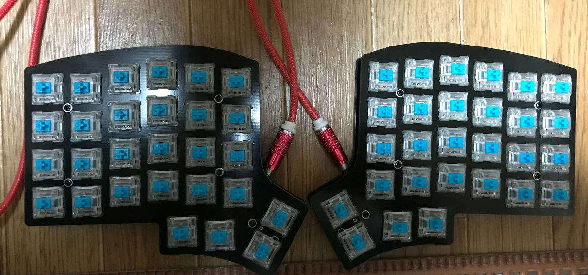 キースイッチをはめこんだところ