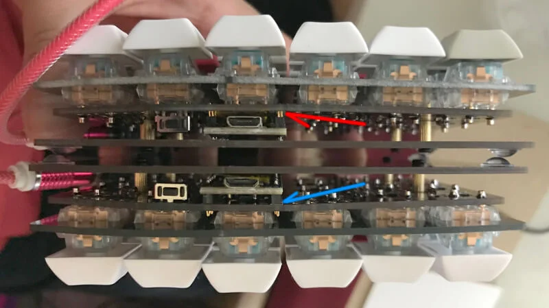 Pro Microが奥まで刺さらない