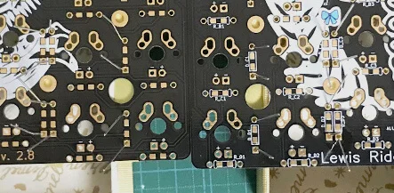 ダイオードを仮止めし終わった