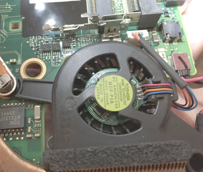 レッツノートCF-S9のファンの裏側