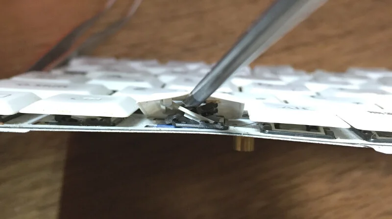 レッツノートS9の(キーボード)キートップの外し方