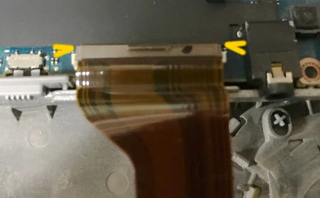 let'snote nx3のマウスパッドケーブル