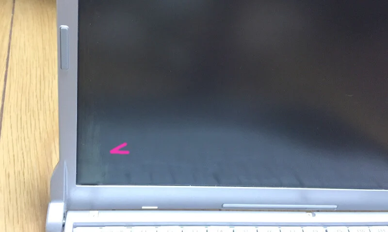 レッツノートCF-S10でモニターの液晶が破損してる