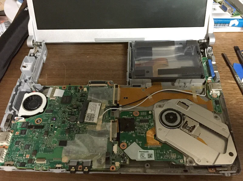 レッツノートCF-S9のジャンクをニコイチして再生