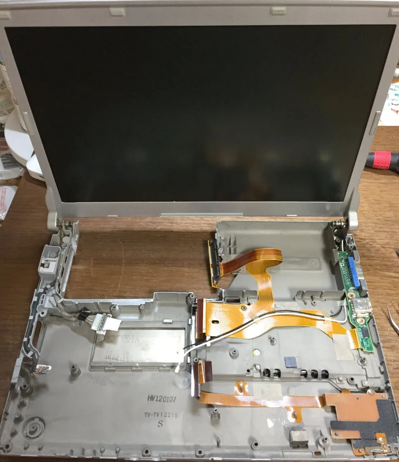 レッツノートCF-S9のジャンクを分解したところ