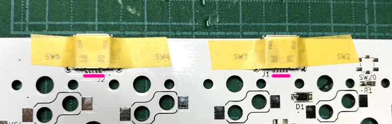 USBコネクタのはんだ付け