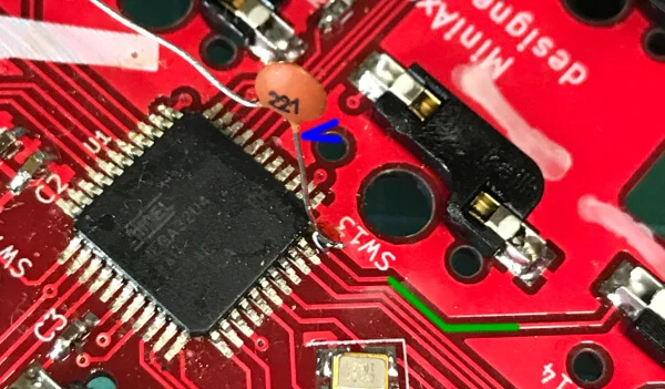 自作キーボードminiaxeでMPUがピン折れしたので、針金で空中配線を試みる