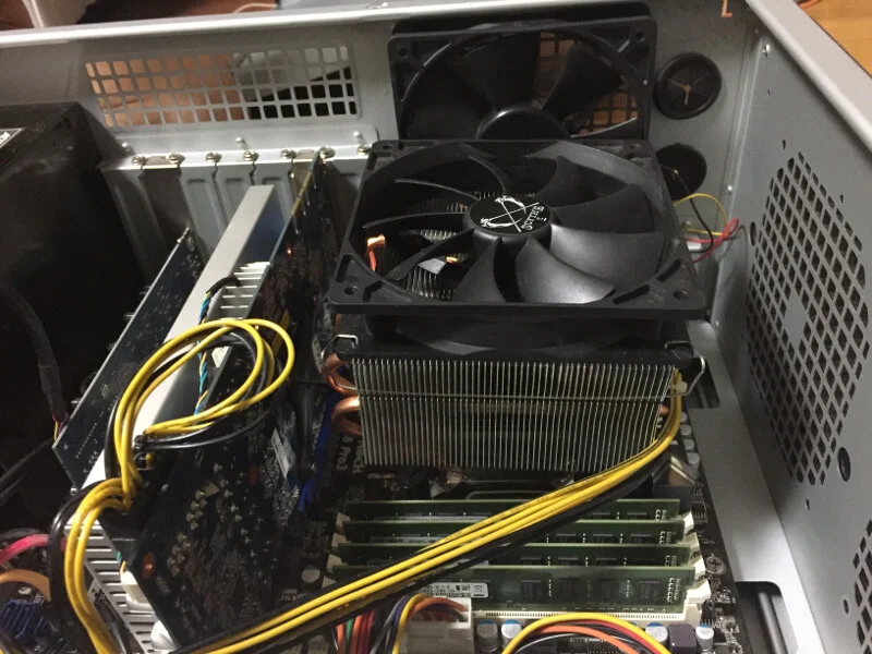 夫のデスクトップパソコン掃除後