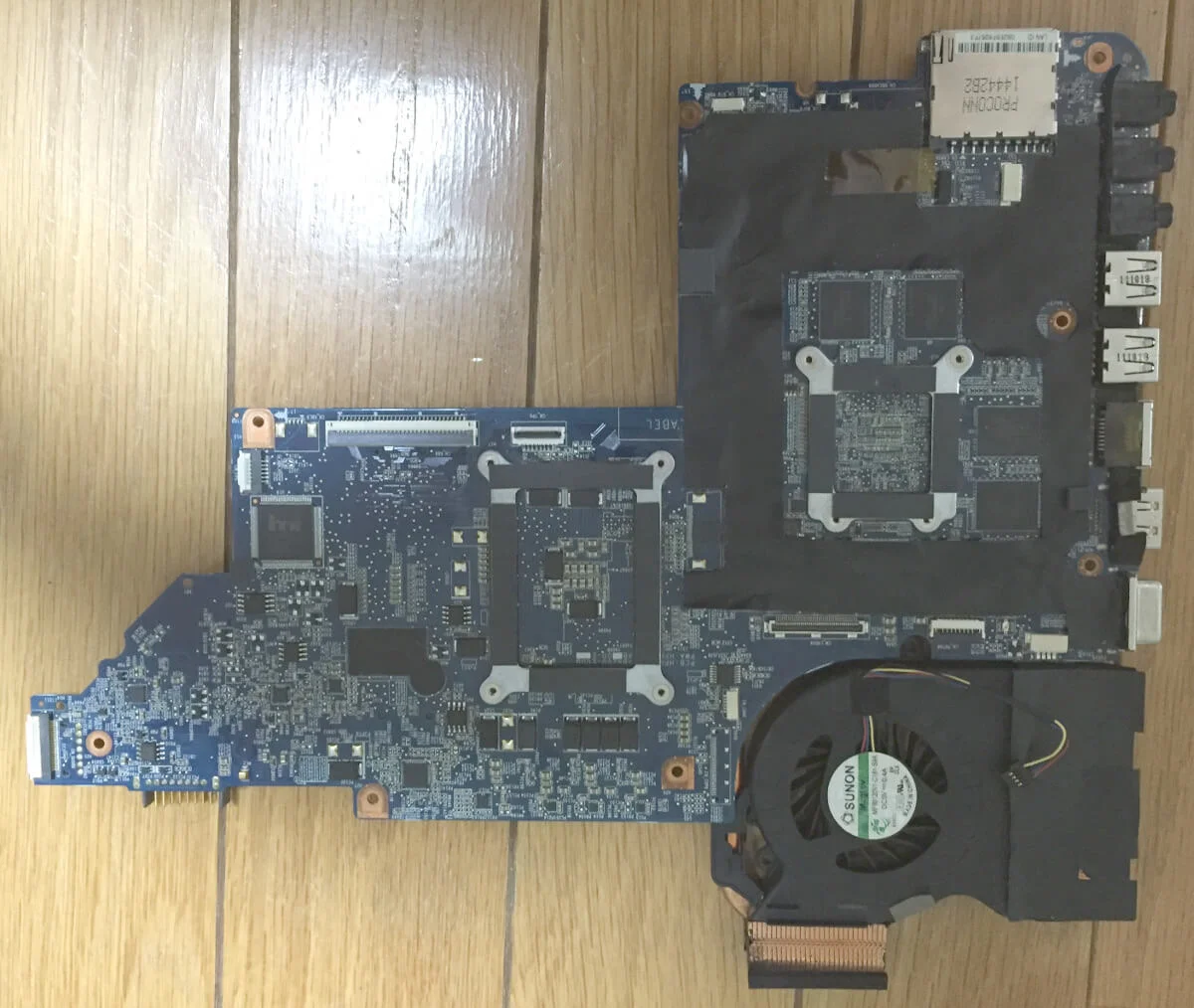 pavillion db6のマザーボード