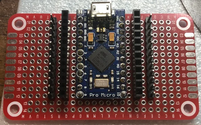 ProMicroとsu120を接続するための基板（表）