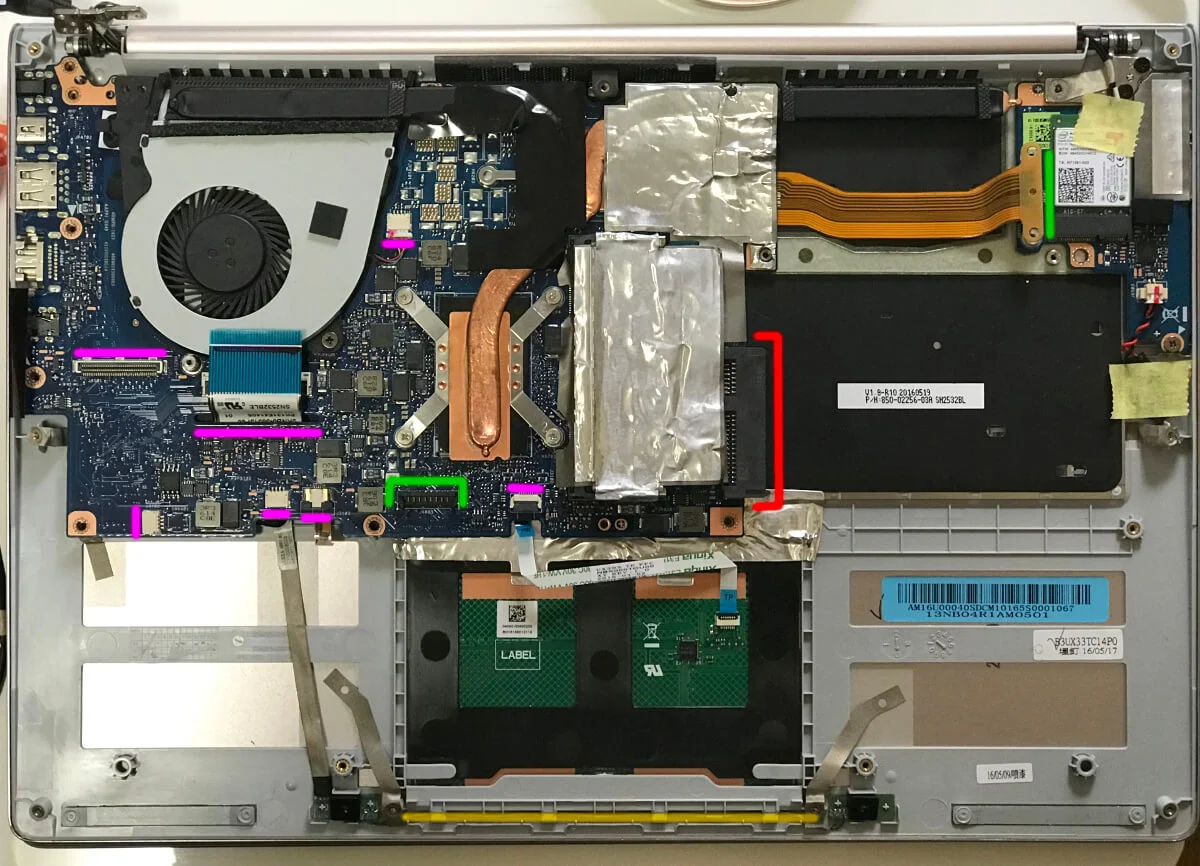 zenbookのux303uでマザーボードに各種ケーブルやコネクタを挿す