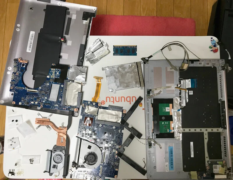 ZENBOOKのUX303Uのパーツを出してみた