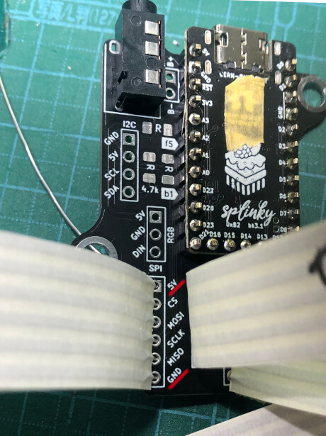 自作キーボード「Charybdis Nano」の組み立て手順〜センサー部品をリボンケーブルで接続